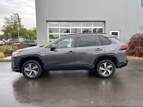 Used 2023 Toyota RAV4 SE w/ Weather & Moonroof Package AWD/4WD image 2