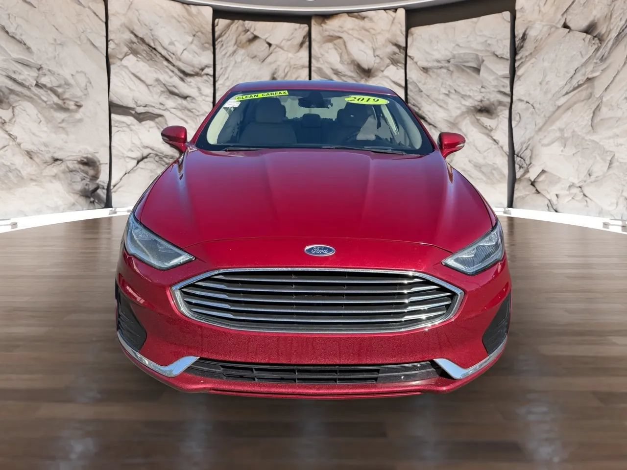 Used 2019 Ford Fusion SEL FWD image 2