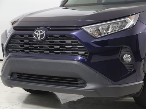 Used 2021 Toyota RAV4 XLE image 45