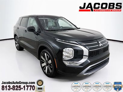 Used 2025 Mitsubishi Outlander SE