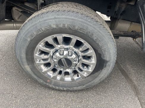 Used 2022 Ford F250 XLT w/ XLT Premium Package AWD/4WD image 9
