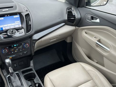 Certified 2017 Ford Escape Titanium image 29