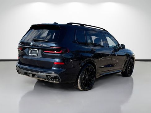New 2026 BMW X7 M60i image 3
