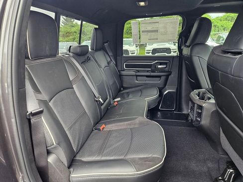 New 2026 RAM 2500 Laramie w/ Night Edition AWD/4WD image 15