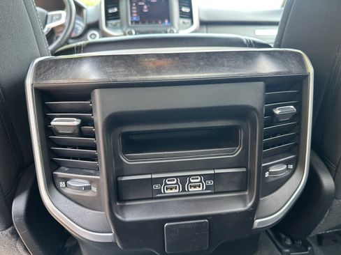 Used 2023 RAM 1500 Big Horn AWD/4WD image 37