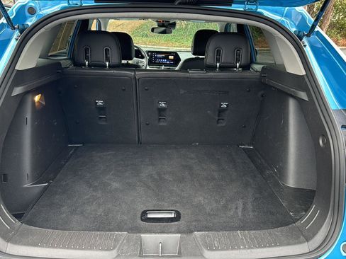 Certified 2025 Chevrolet Trax LT w/ Driver Confidence Package image 30