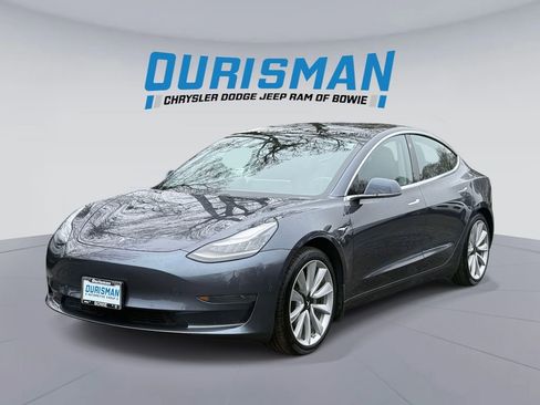 Used 2020 Tesla Model 3 Standard Range Plus image 5