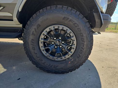 New 2025 Ford Bronco Raptor w/ Interior Carbon Fiber Pack image 35