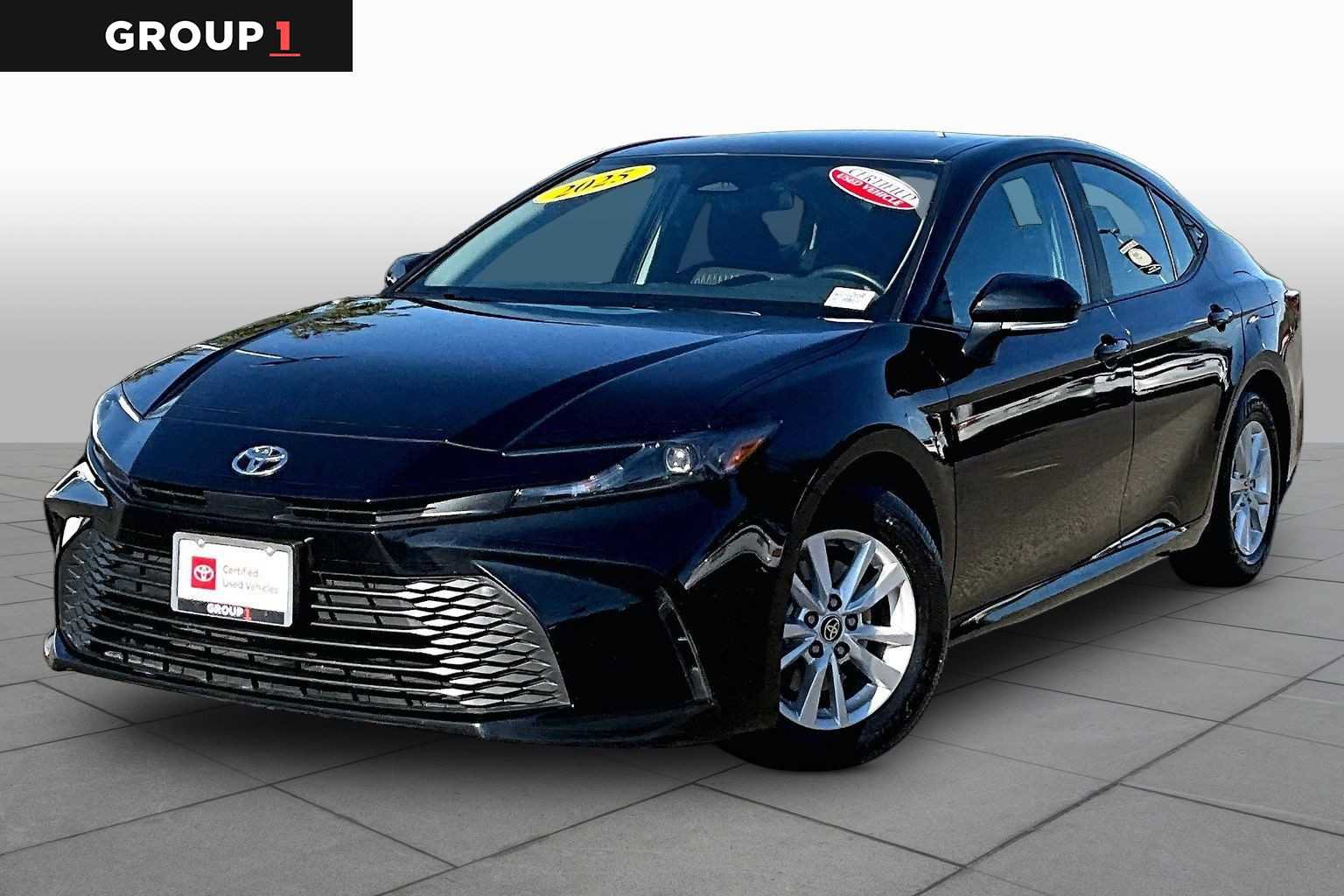 Certified 2025 Toyota Camry LE FWD image 1