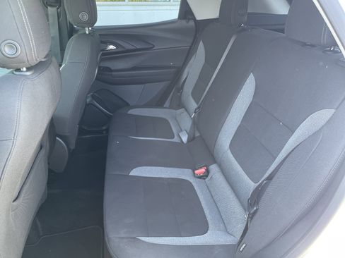 Used 2025 Chevrolet TrailBlazer LT image 37