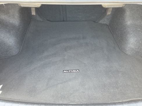 Used 2024 Nissan Altima 2.5 SR FWD image 26