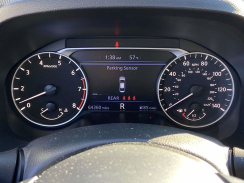 Used 2024 Nissan Altima 2.5 SV image 14