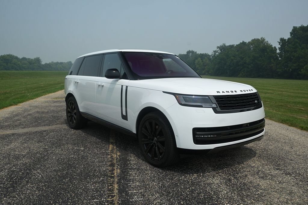 Used 2023 Land Rover Range Rover Long Wheelbase SE AWD/4WD image 4
