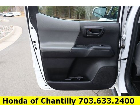 Used 2017 Toyota Tacoma SR w/ Tow Package image 21