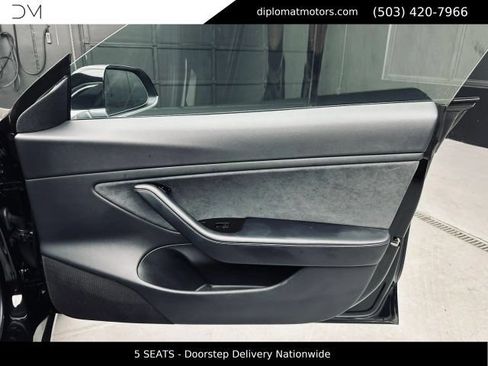 Used 2018 Tesla Model 3 Long Range RWD image 27