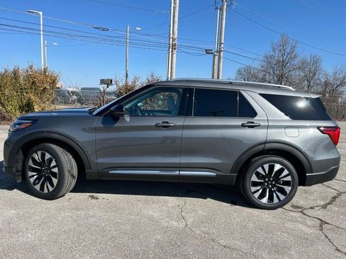 New 2026 Ford Explorer Platinum w/ LUX Leather Package image 3