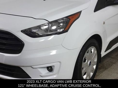 Used 2023 Ford Transit Connect XLT image 9