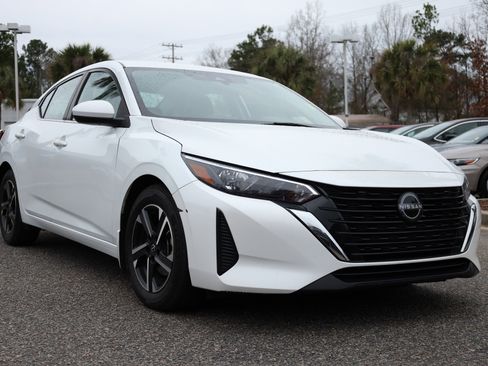 Used 2024 Nissan Sentra SV image 7