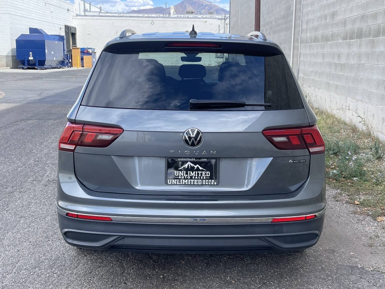 Used 2024 Volkswagen Tiguan S AWD/4WD image 4