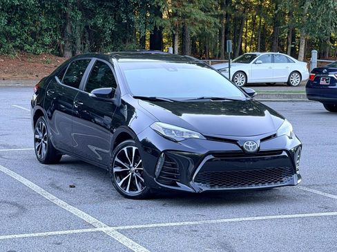 Used 2018 Toyota Corolla XSE FWD image 5