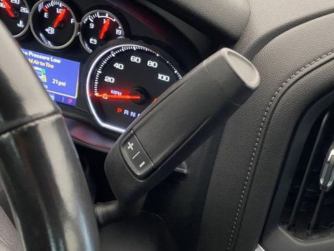 Used 2021 Chevrolet Silverado 1500 LT image 19