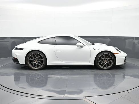 Certified 2025 Porsche 911 Carrera RWD image 20
