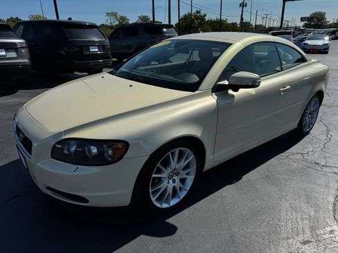 Used 2009 Volvo C70 T5 FWD image 34