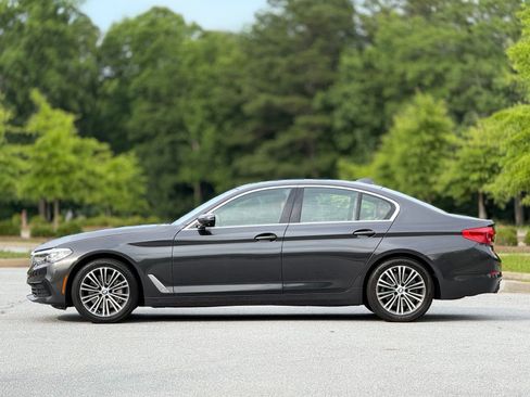 Used 2019 BMW 530i xDrive w/ Premium Package AWD/4WD image 9