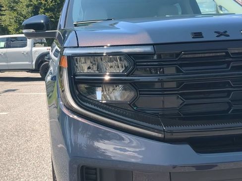 New 2027 Ford Expedition Platinum AWD/4WD image 11