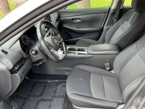 Used 2022 Nissan Sentra SV FWD image 10