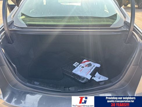 Used 2020 Ford Fusion SE image 16