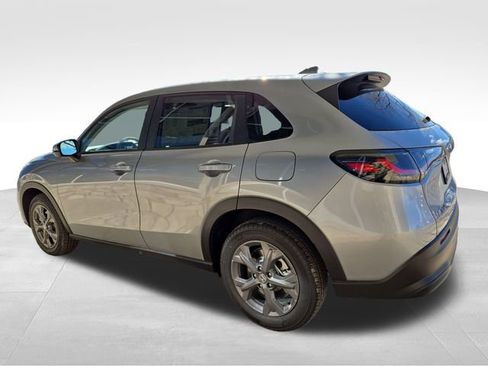 New 2026 Honda HR-V LX image 10