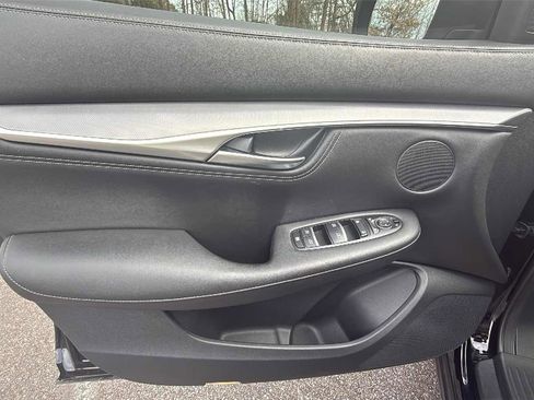 Used 2023 INFINITI QX55 Luxe w/ Cargo Package image 9