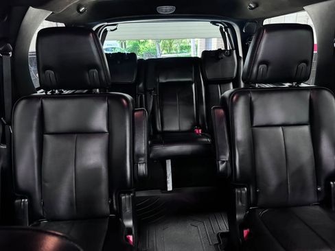 Used 2017 Ford Expedition Limited w/ Equipment Group 301A AWD/4WD image 48