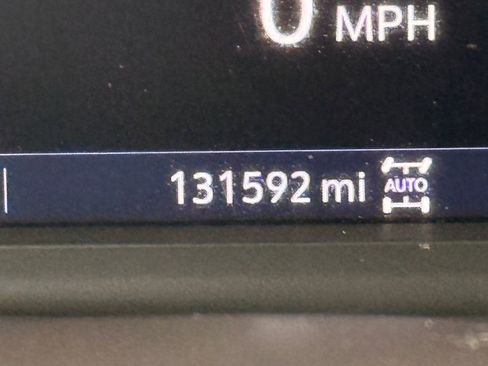 Used 2021 Chevrolet Silverado 1500 RST image 31