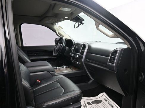 Used 2020 Ford Expedition Platinum image 16