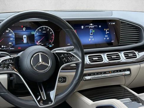 Used 2024 Mercedes-Benz GLE 350 4MATIC image 13