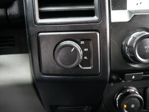 Certified 2017 Ford F150 XL w/ Equipment Group 101A Mid image 30