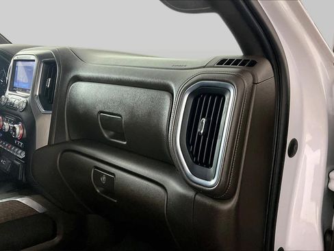 Used 2022 GMC Sierra 2500 Denali w/ Denali Ultimate Package AWD/4WD image 18