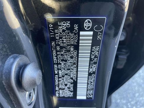 Used 2020 Toyota Corolla LE image 10