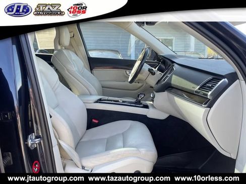 Used 2017 Volvo XC90 T6 Momentum w/ Vision Package AWD/4WD image 13