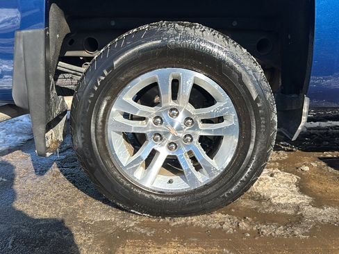 Used 2019 Chevrolet Silverado 1500 LT w/ All Star Edition image 45