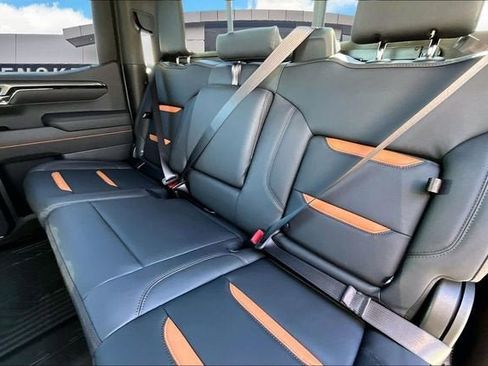 New 2026 GMC Sierra 1500 AT4 w/ AT4 Premium Package image 10