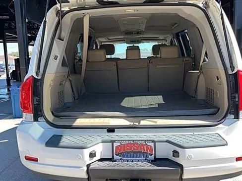 Used 2011 Nissan Armada Platinum image 11