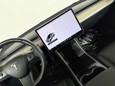 Used 2018 Tesla Model 3 Long Range RWD image 55