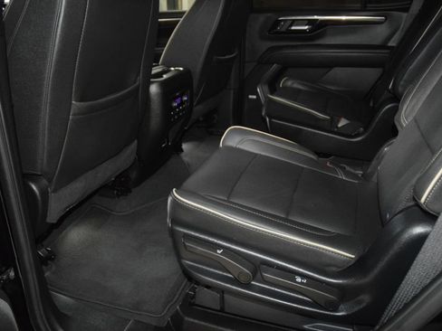 Used 2025 Chevrolet Tahoe Premier AWD/4WD image 42