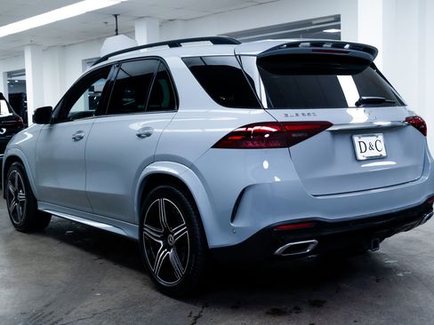 Used 2024 Mercedes-Benz GLE 350 4MATIC image 4