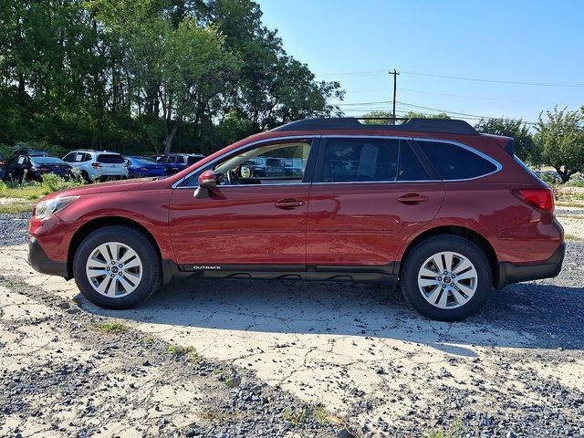 Used 2018 Subaru Outback 2.5i Premium AWD/4WD image 5