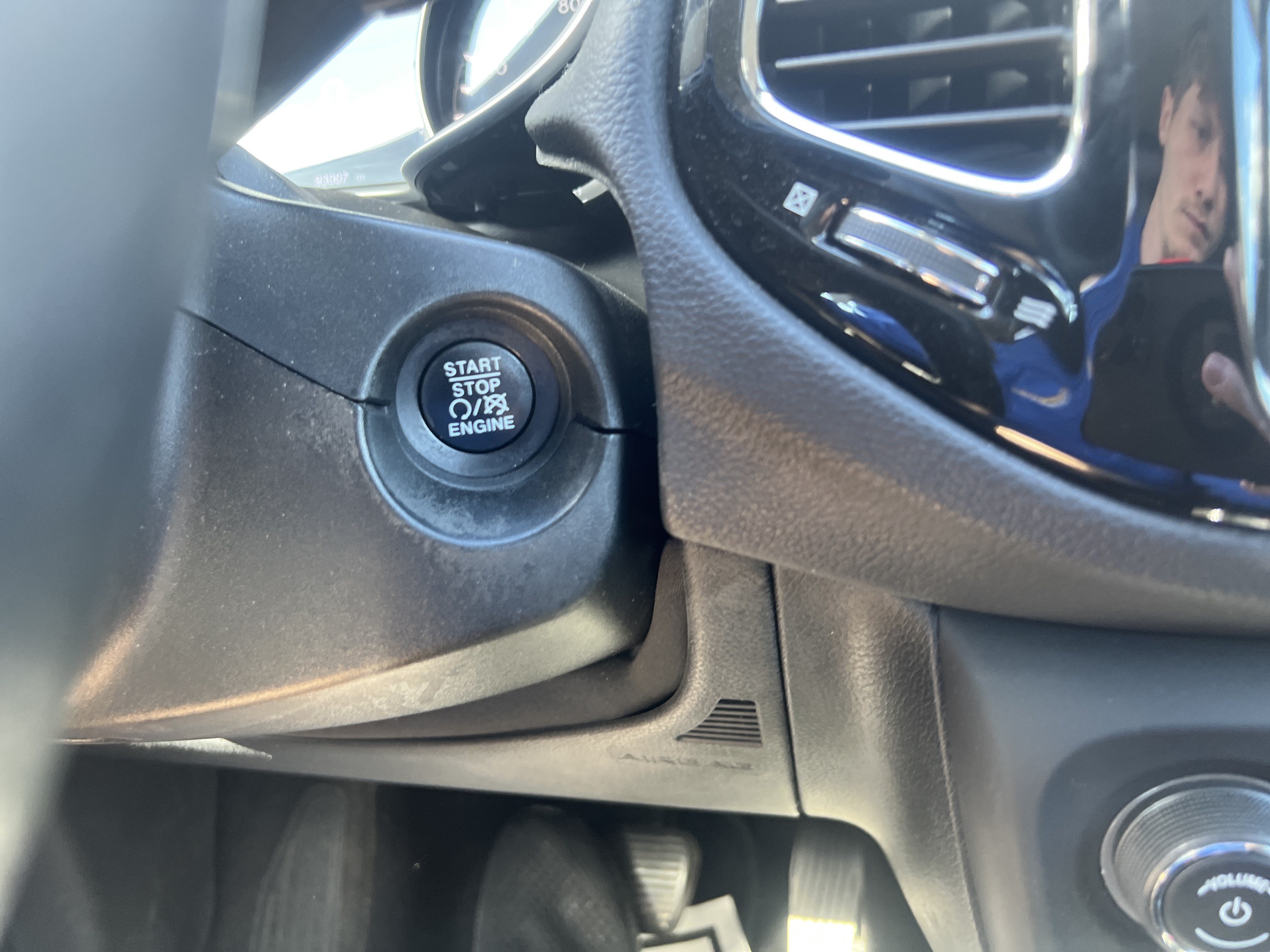 Used 2019 Jeep Compass Limited AWD/4WD image 34
