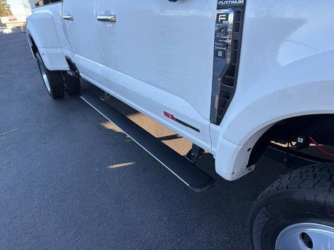 Certified 2024 Ford F450 Platinum w/ FX4 Off-Road Package image 35